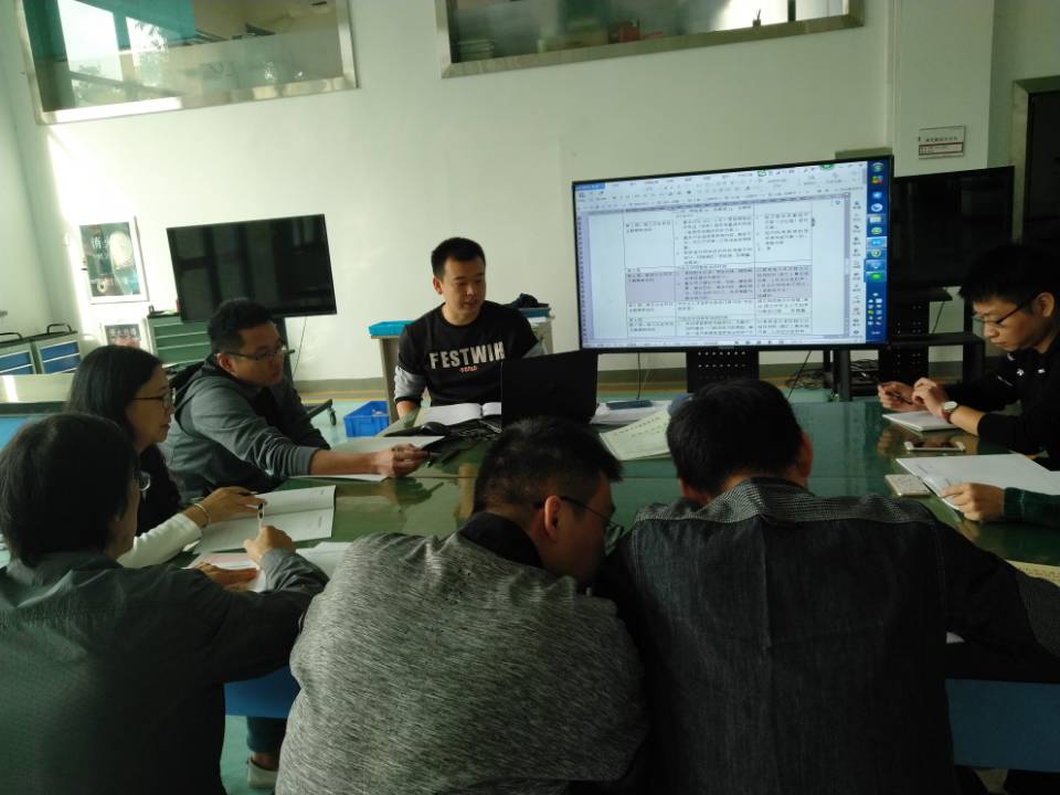 8e7ef4a121e048748b699da15cf72a29.Jpeg 8e7ef4a121e048748b699da15cf72a29.Jpeg