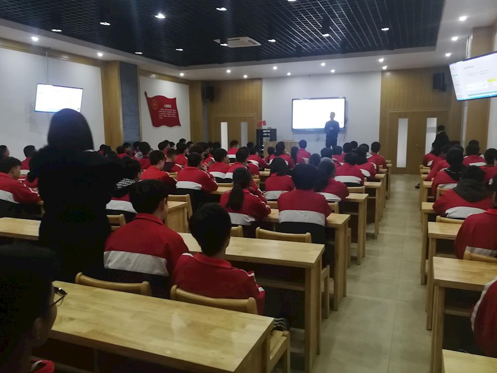 31529f2b2c814aa6a74b738c10fa5f37.jpg 31529f2b2c814aa6a74b738c10fa5f37.jpg