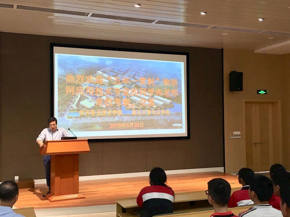 e1a6c77451a241ac9c3216f37ce12a5c.jpg e1a6c77451a241ac9c3216f37ce12a5c.jpg