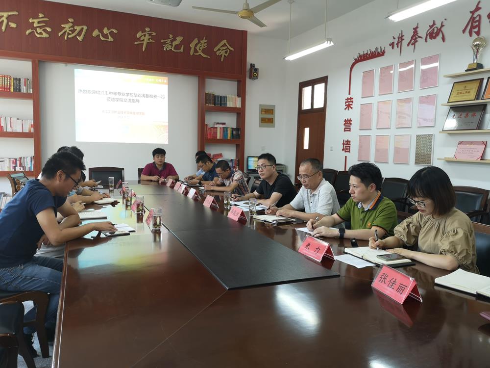 90e3356cf9bd47cba4da336df0430056.jpg 90e3356cf9bd47cba4da336df0430056.jpg