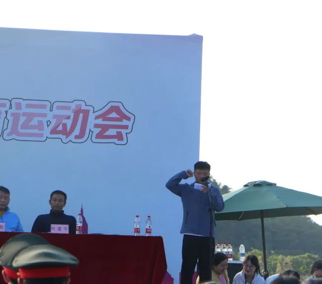 a8bff61908894caf8637fb7818693af9.jpg a8bff61908894caf8637fb7818693af9.jpg