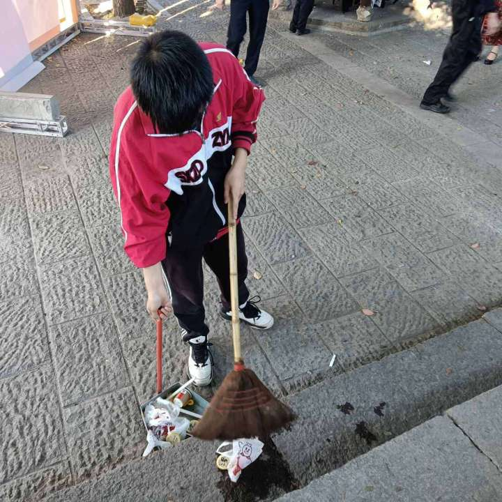 ef2daeccf9ec470f9d9998316c4d2967.png ef2daeccf9ec470f9d9998316c4d2967.png