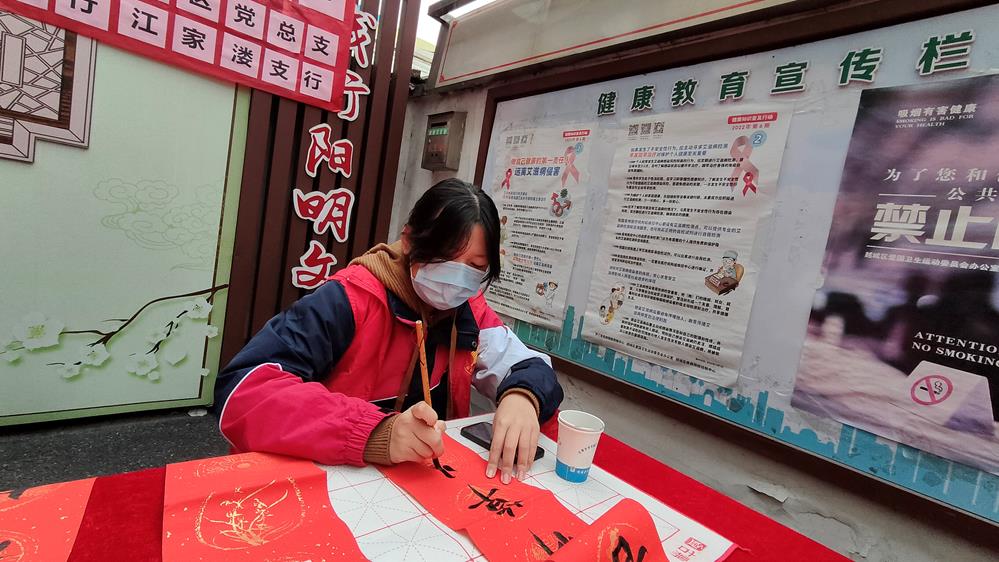 ec980fb8af0a4d3eb89ea516e9185301.jpg ec980fb8af0a4d3eb89ea516e9185301.jpg