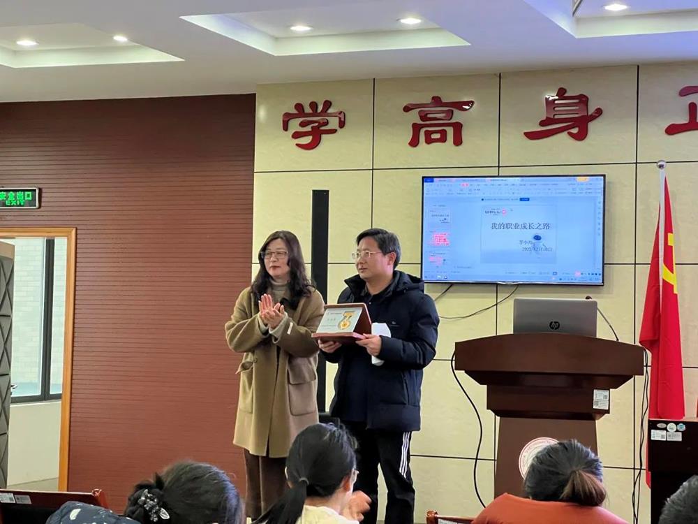 c032c4ad33fa4f1bbb7132007f74d9fd.jpg c032c4ad33fa4f1bbb7132007f74d9fd.jpg