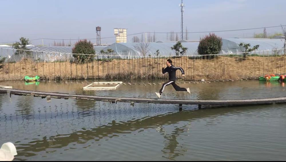 c9178e6fd1f045c1941cf2523679fa2a.jpg c9178e6fd1f045c1941cf2523679fa2a.jpg