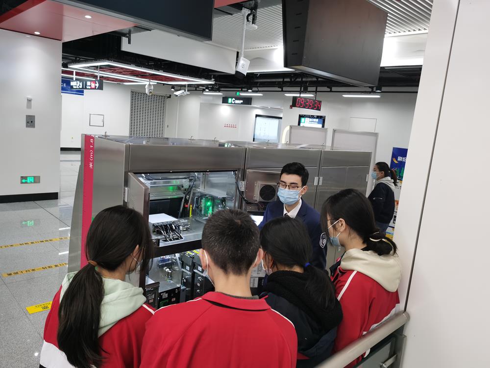 ee426732e23643b88ba8b18cc9f11c13.jpg ee426732e23643b88ba8b18cc9f11c13.jpg