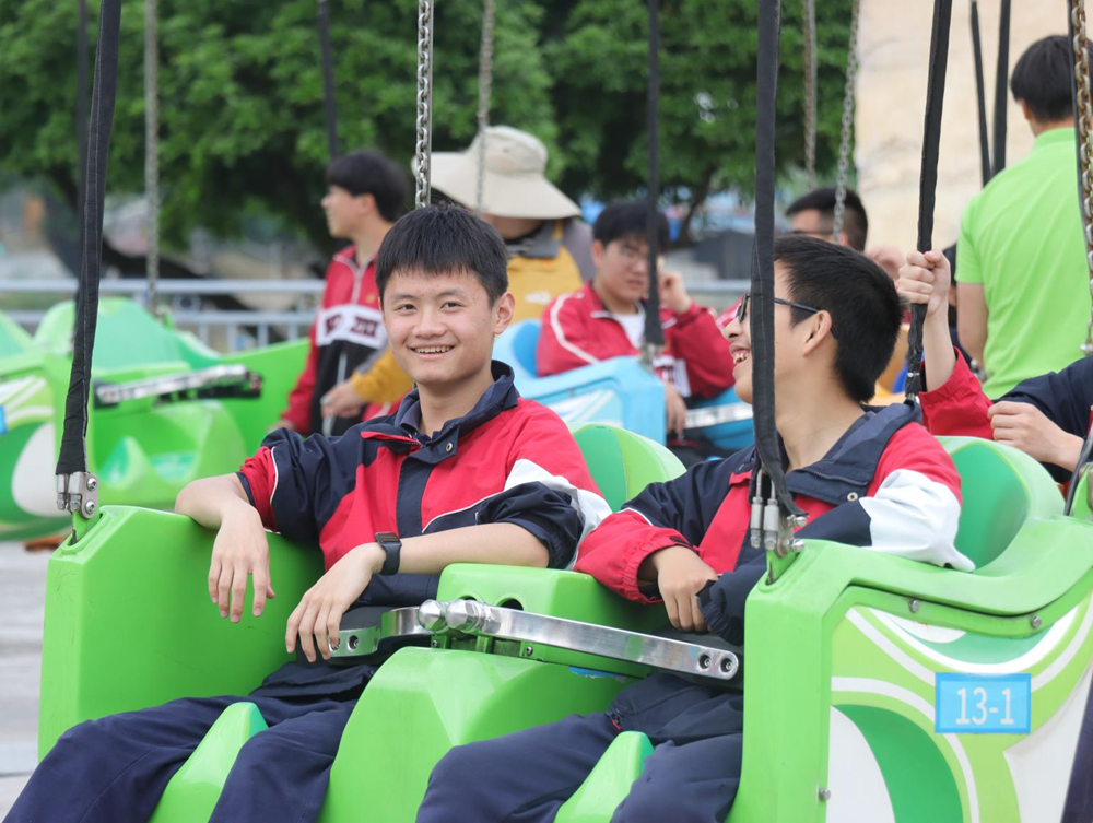 46bd49d4d2044bcbae83512ce3bec945.png 46bd49d4d2044bcbae83512ce3bec945.png