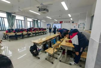 04103b5deacb44f78eee8df73d540aa1.png 04103b5deacb44f78eee8df73d540aa1.png