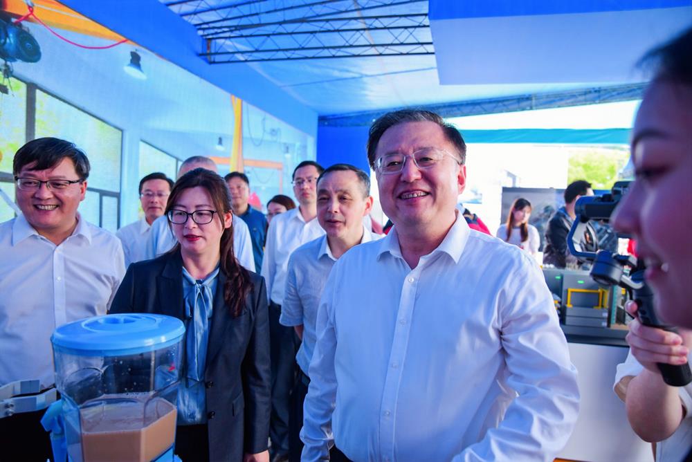 3460f68bfa0246c3a7d33a019da2e5bd.jpg 3460f68bfa0246c3a7d33a019da2e5bd.jpg