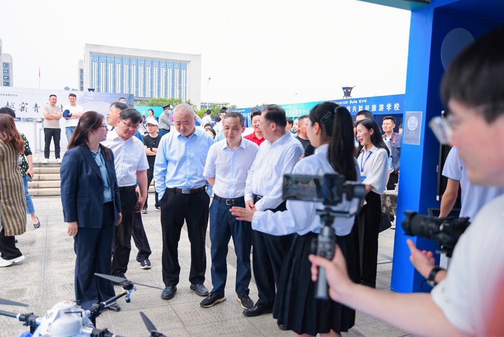 9a711db802e24566b4a3884e362158ab.jpg 9a711db802e24566b4a3884e362158ab.jpg