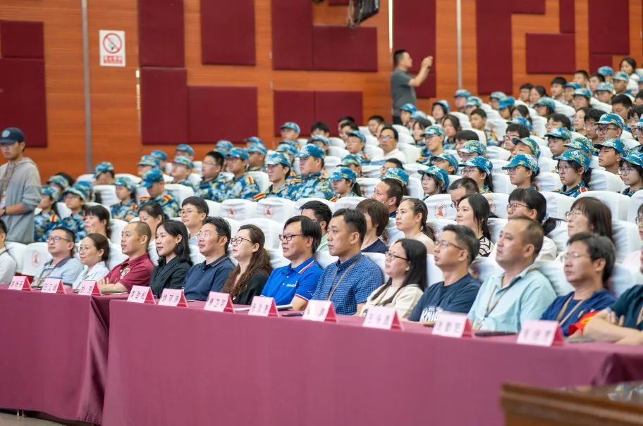 915ecbfbd6ad418f98475e0d63d5d3fc.jpg 915ecbfbd6ad418f98475e0d63d5d3fc.jpg