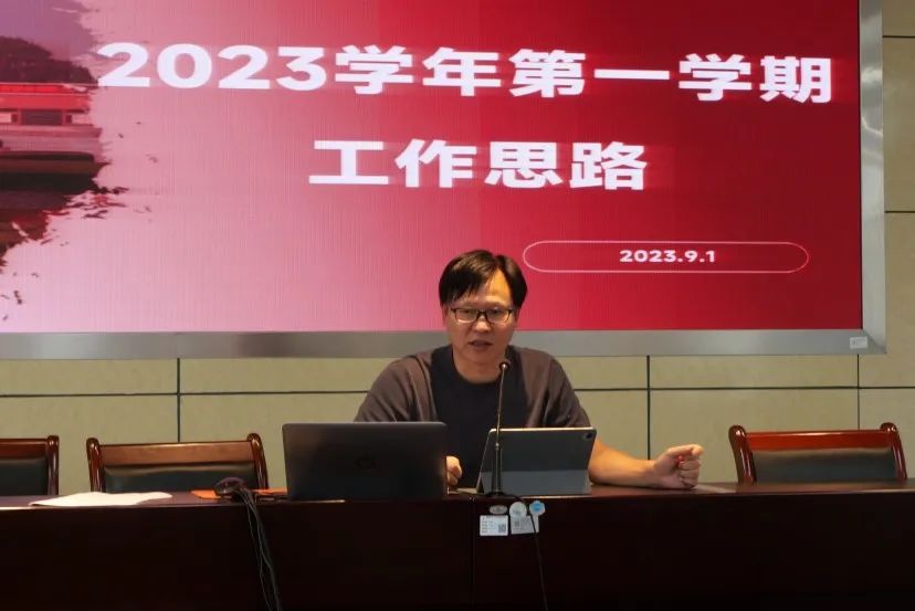 8d0779097f1046cda9e4fda7d8dbba8a.jpg 8d0779097f1046cda9e4fda7d8dbba8a.jpg