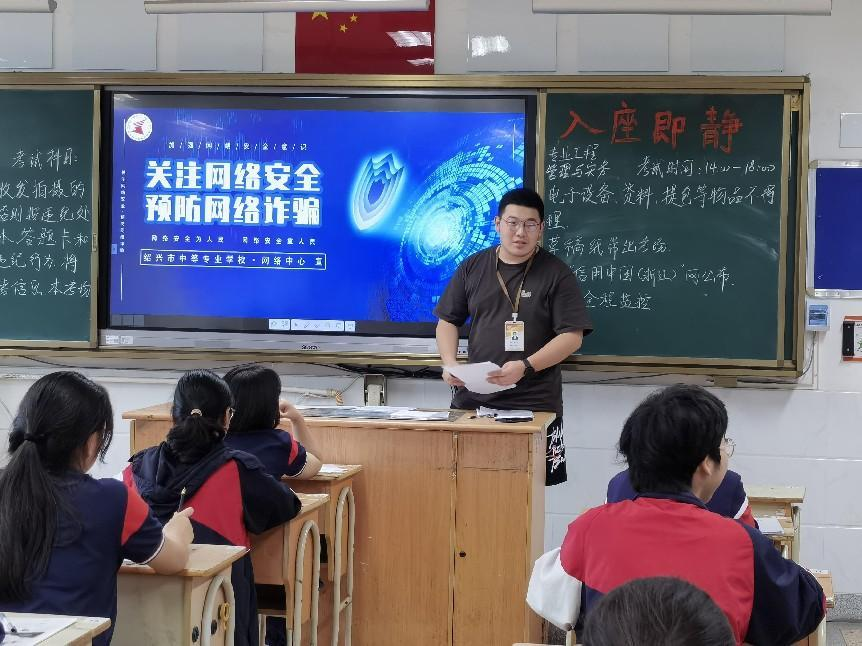 a4c05c15fe5d4920b86e5fed4f9e5724.png a4c05c15fe5d4920b86e5fed4f9e5724.png