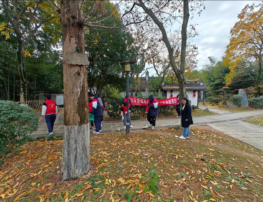 8dfcc39d3f434b59b0861a5c432ad137.jpg 8dfcc39d3f434b59b0861a5c432ad137.jpg