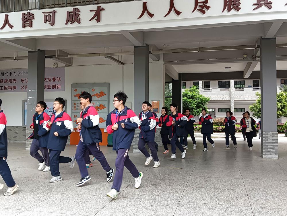 a7b5240a55c14d02b8222eea72fb98d1.jpg a7b5240a55c14d02b8222eea72fb98d1.jpg