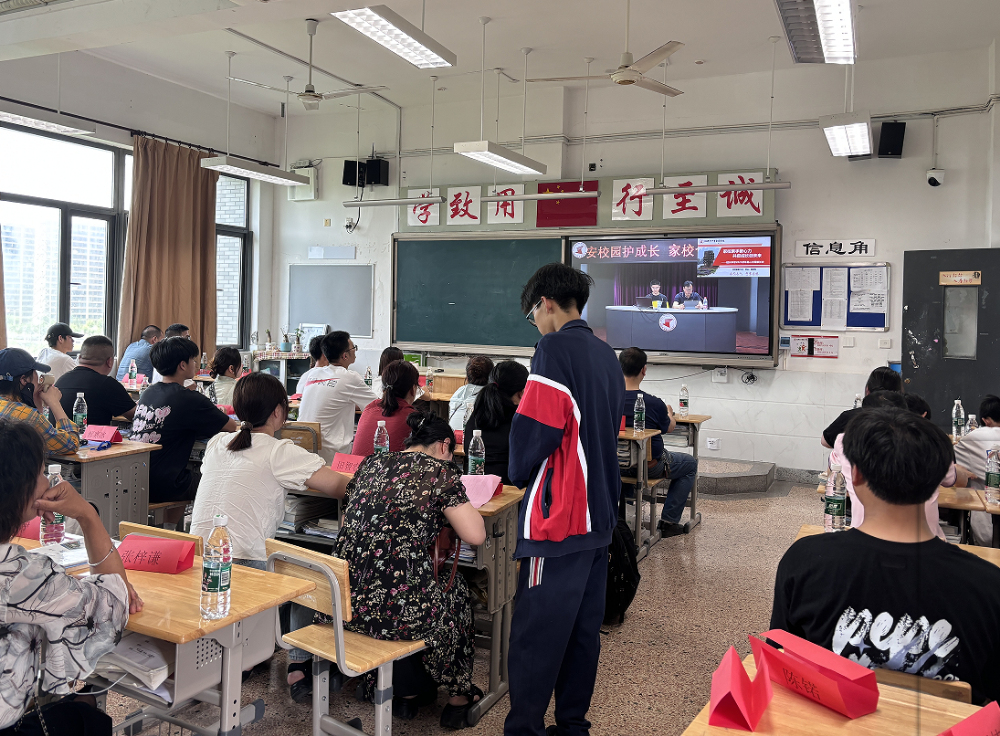 853a5dab4c324a14a0aa4ed45b248361.png 853a5dab4c324a14a0aa4ed45b248361.png