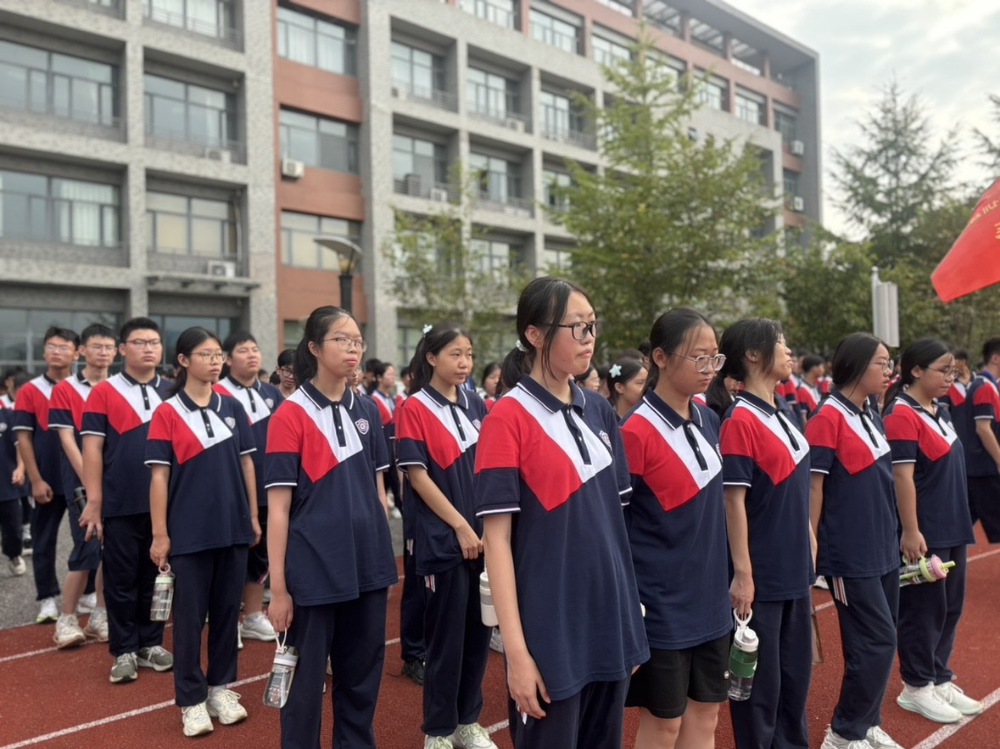 4e2f8022868a49f39e09e50bb6890dc8.png 4e2f8022868a49f39e09e50bb6890dc8.png