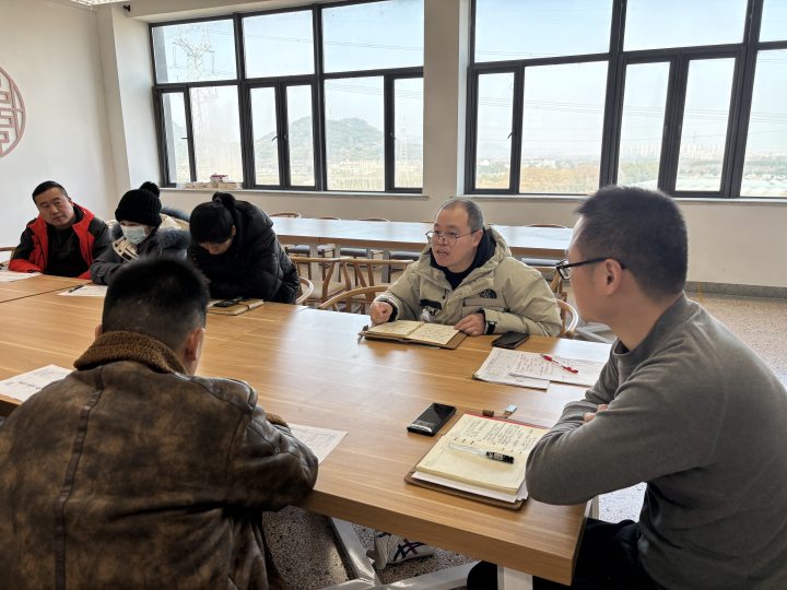 8e6a213ac7a24ba1b074a536a967bee5.jpg 8e6a213ac7a24ba1b074a536a967bee5.jpg