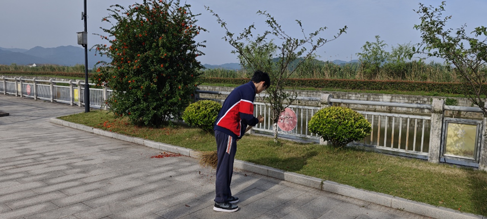 8ec14ac0871f4527824d9e3057312692.png 8ec14ac0871f4527824d9e3057312692.png