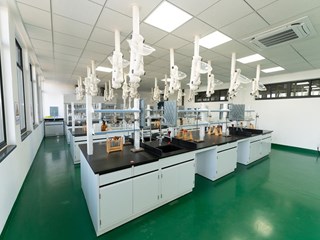 崇真楼B2-407-2药物分析实训室1